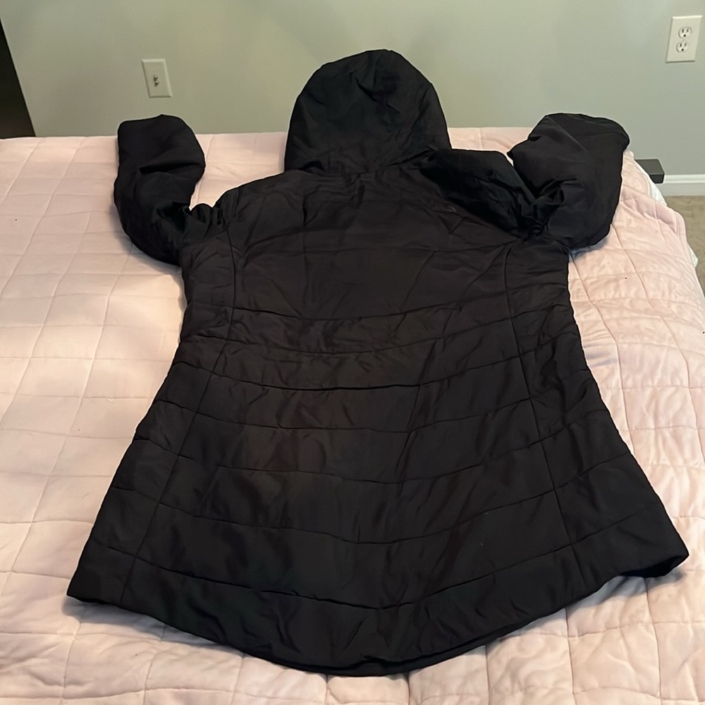 Women’s Black North Face Jacket size Medium Preowned like new - Picture 8 of 10
